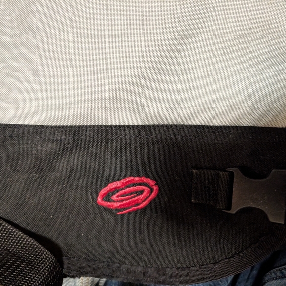 Timbuk2 Classic Messenger Bag Black Grey Crossbody - Picture 7 of 12